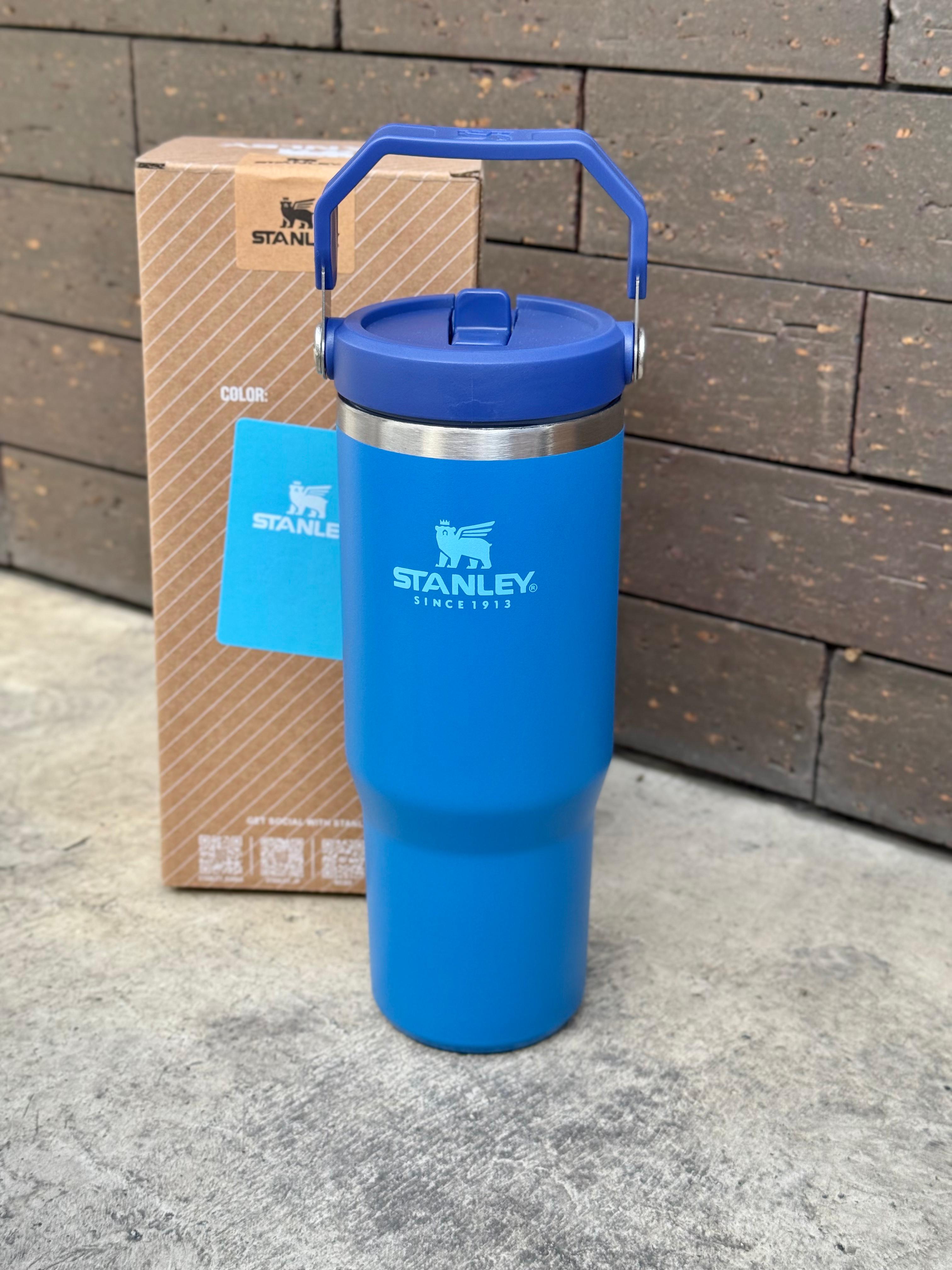 Termo Stanley 30oz – ¡Tu Compañero Todo Terreno!